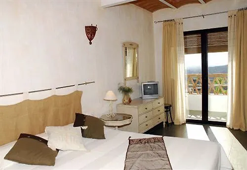 Hotel Finca Aldabra Pinos Genil 2*,  Spain